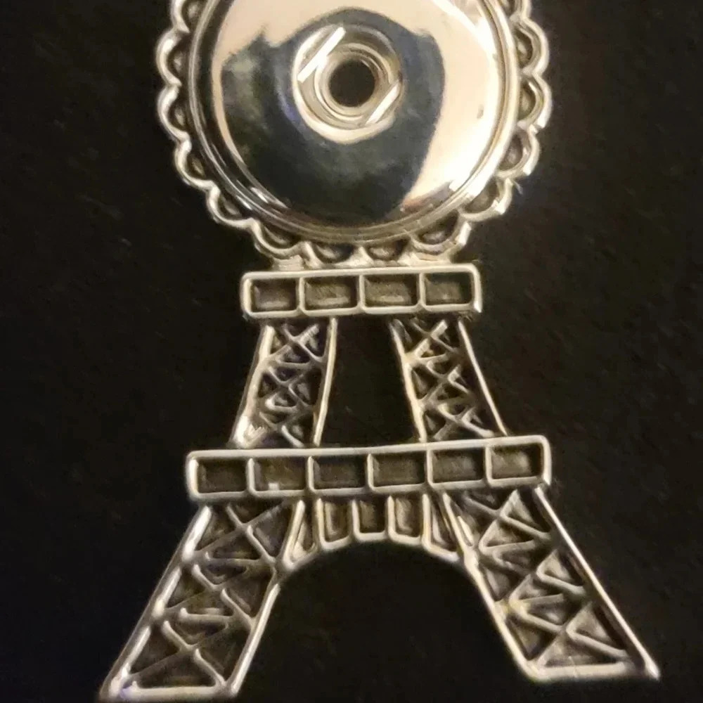 𝅺NECKLACE - Picture 2 of 3